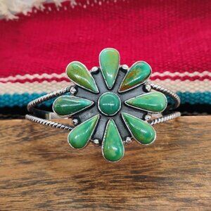 Southwest Green Royston Turquoise Flower Cluster Cuff Bracelet Artisan 35.6g